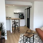 Terra Cosy Et Calme Proche Du Centre Avec Parking Tv Et Wifi La Rochelle (Charente-Maritime)