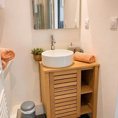 Terra Cosy Et Calme Proche Du Centre Avec Parking Tv Et Wifi La Rochelle (Charente-Maritime)