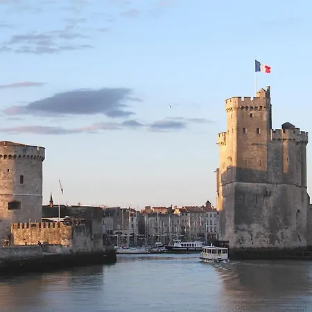 Terra Cosy Et Calme Proche Du Centre Avec Parking Tv Et Wifi La Rochelle (Charente-Maritime)